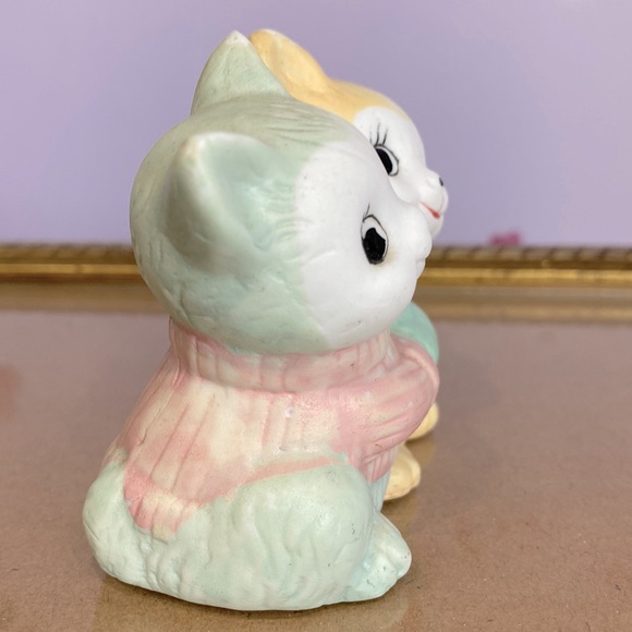 Vintage Ceramic Hugging Two Adorable Kittens Figures Cats Hand Painted !! - Picture 3 of 8